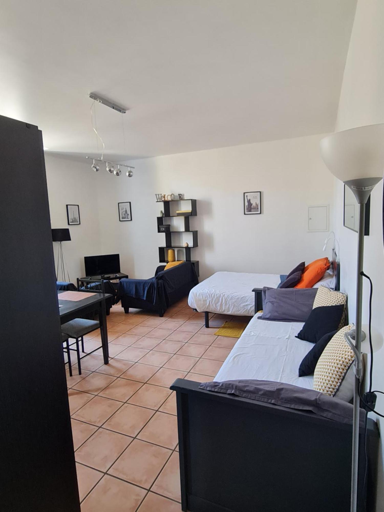 Le Prieure - Studios Jusqu'A 4 Personnes Villeneuve-lès-Béziers Zewnętrze zdjęcie
